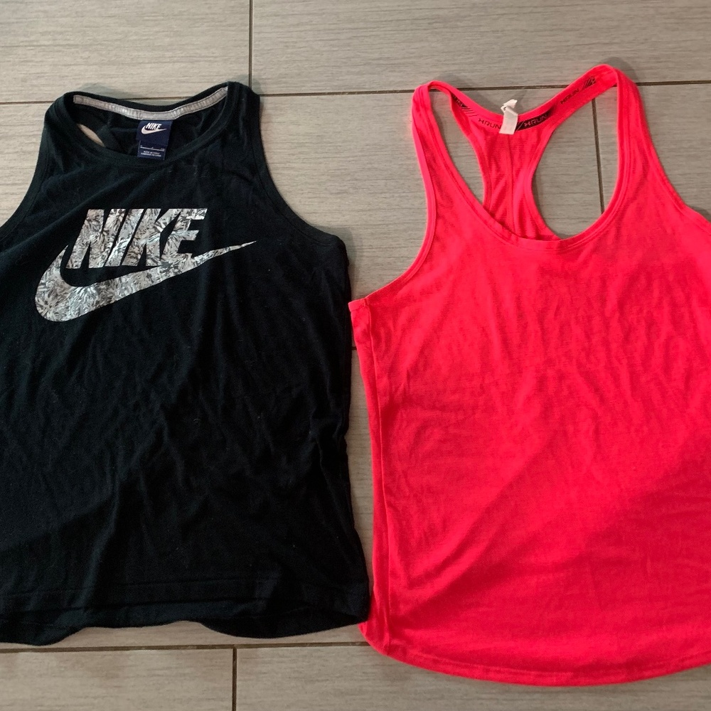 Tank tops 2 womens Nike and Under Armour